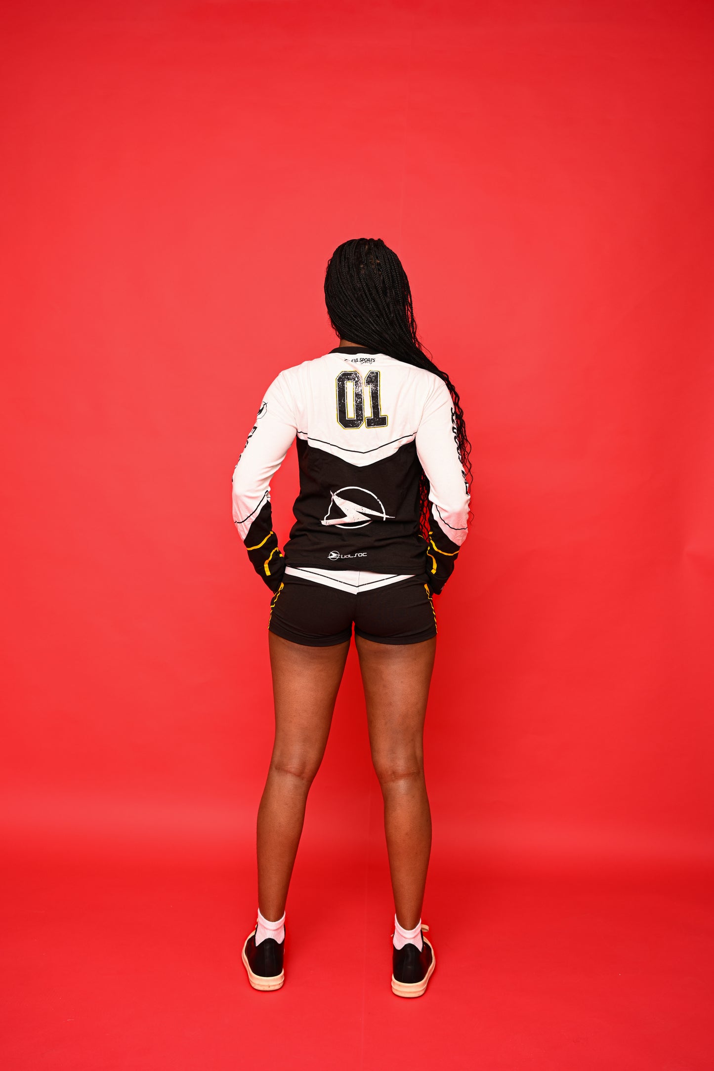 WMENS BLCK WHITE YELLA SET