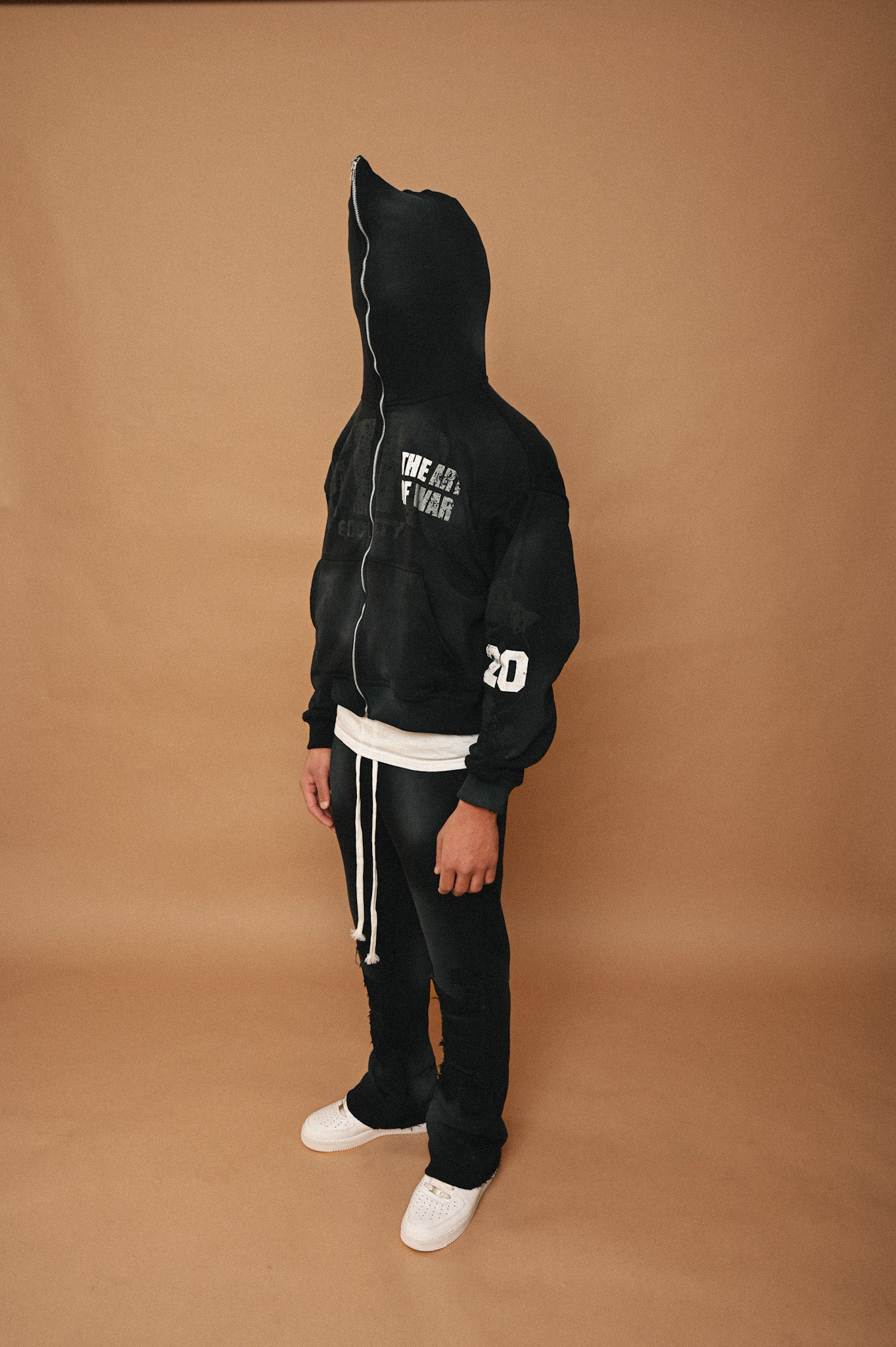 BLACK “ ART OF WAR “ SWEATSUIT