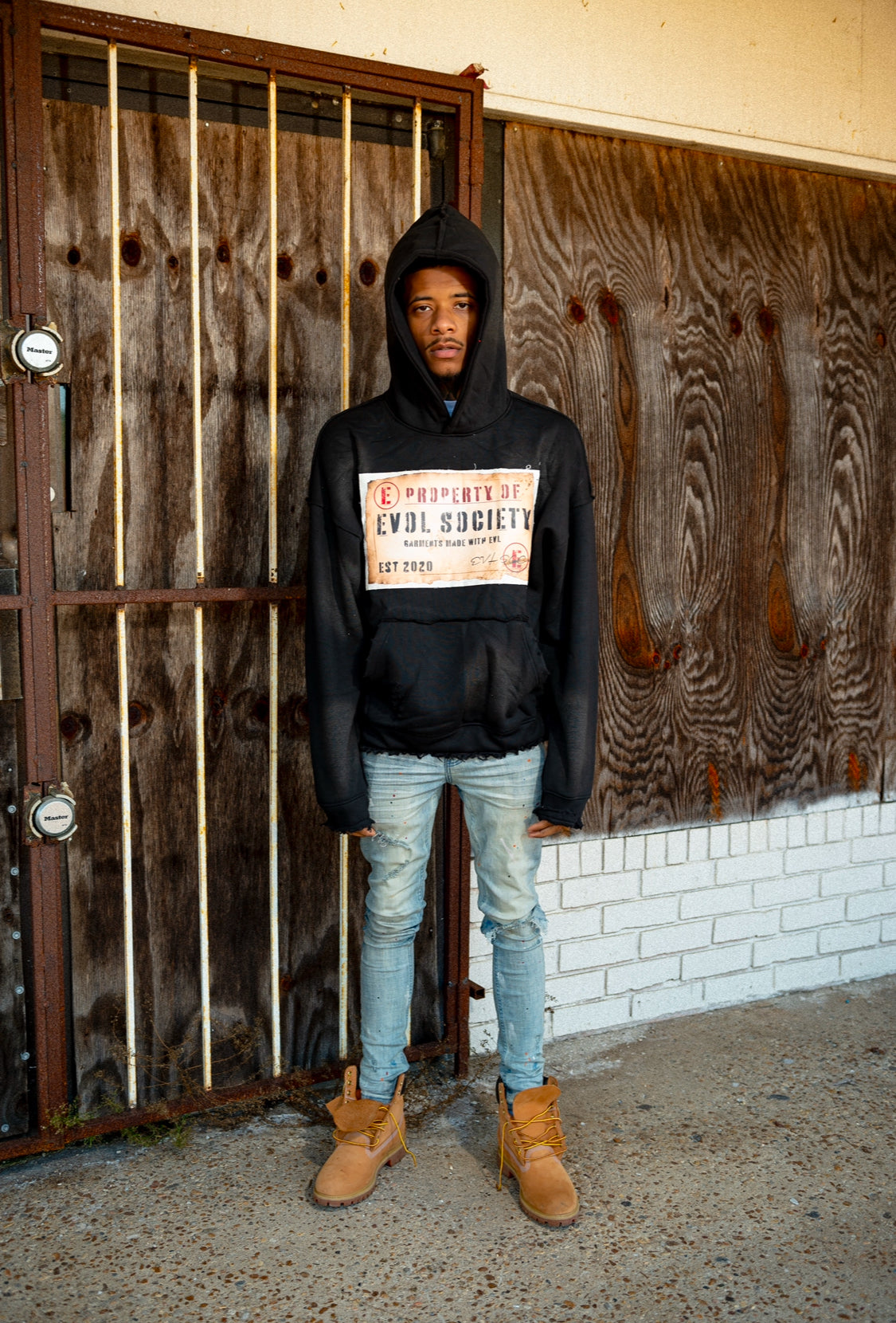 BLACK PROPERTY HOODIE